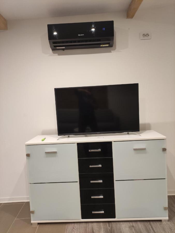 Schoenes Und Offenes Appartement Jüchen Zewnętrze zdjęcie